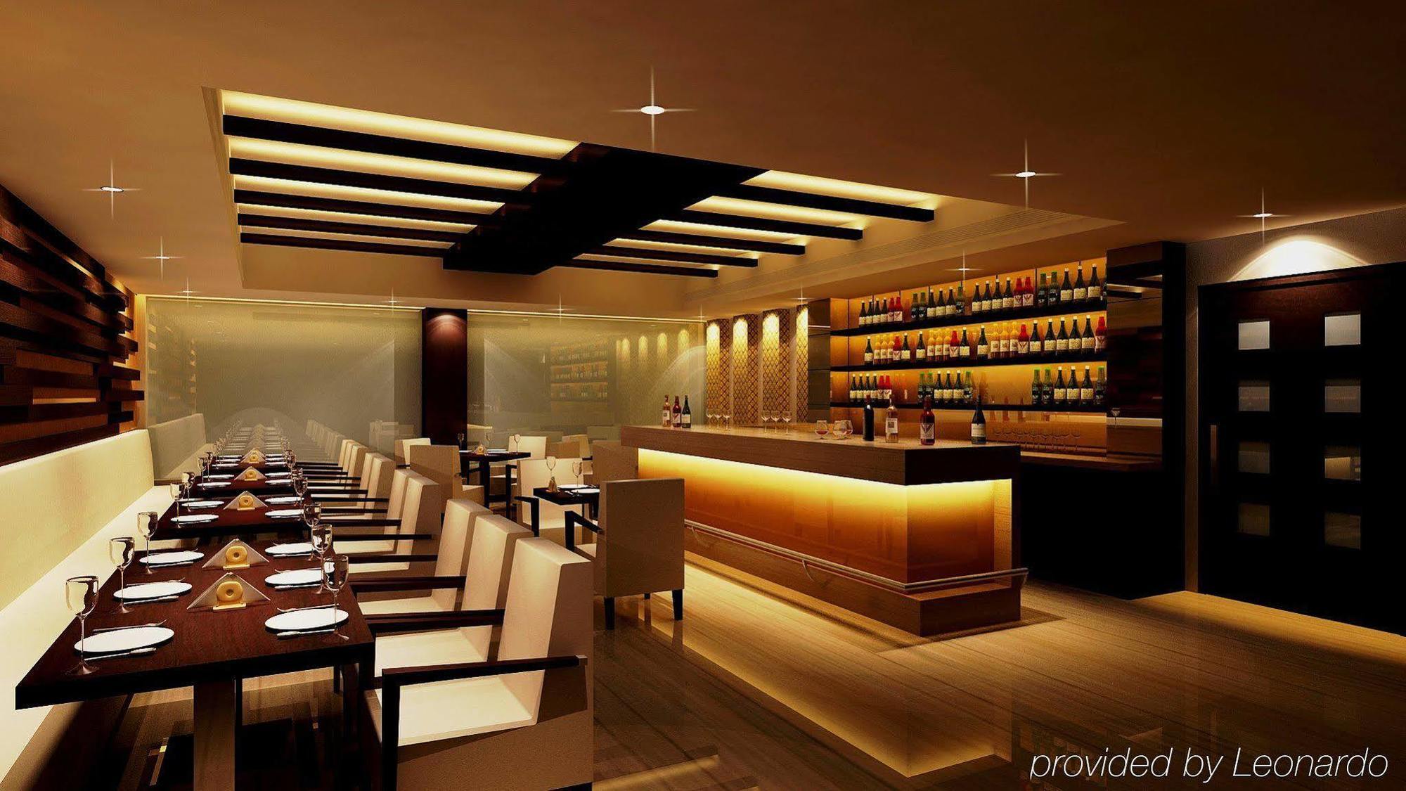 Отель Golden Tulip Bhiwadi Экстерьер фото